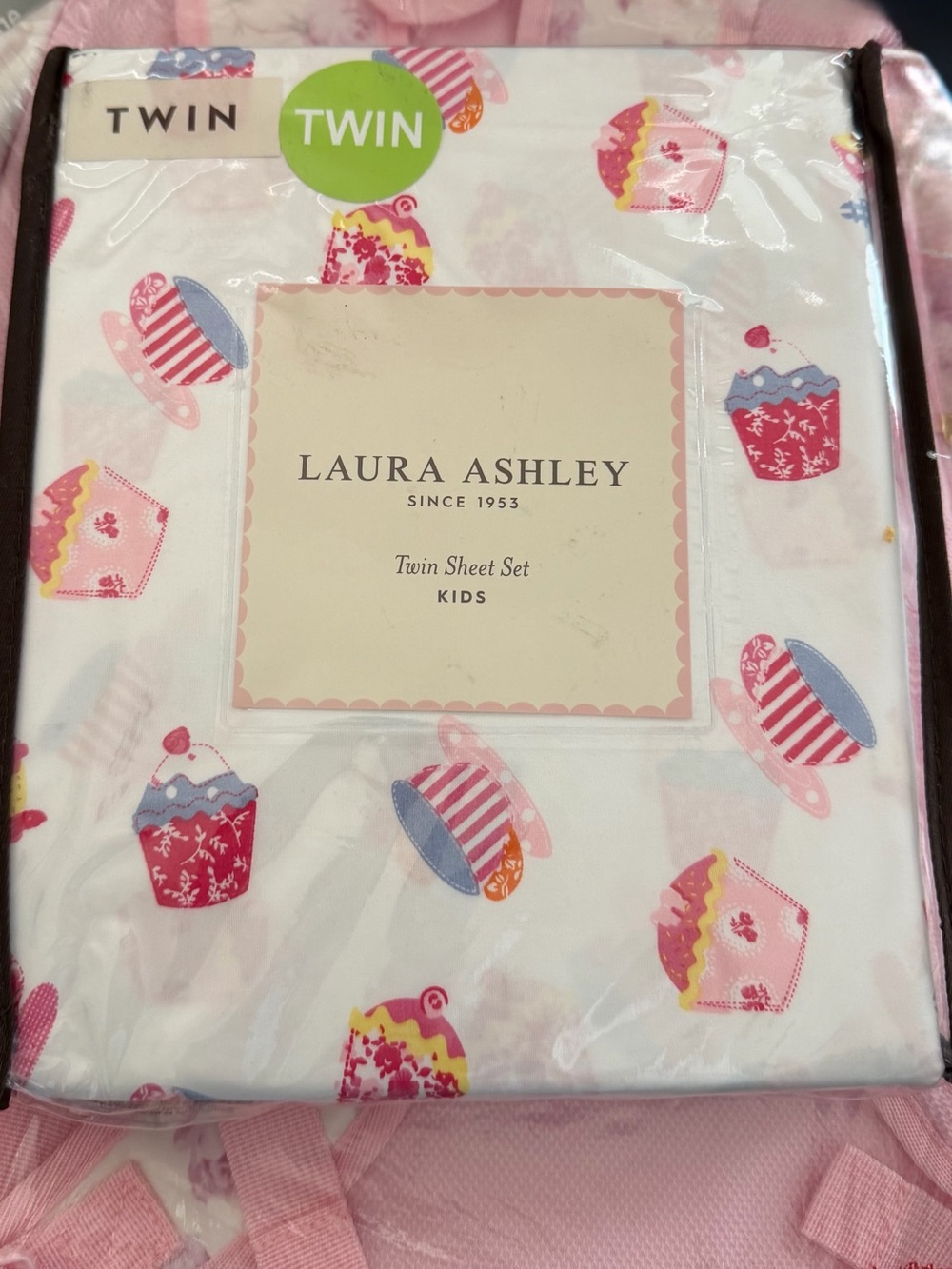 Laura Ashley SWEET TREAT PINK Kids Twin Sheet Set - Cupcake Pattern ~ 3 PC